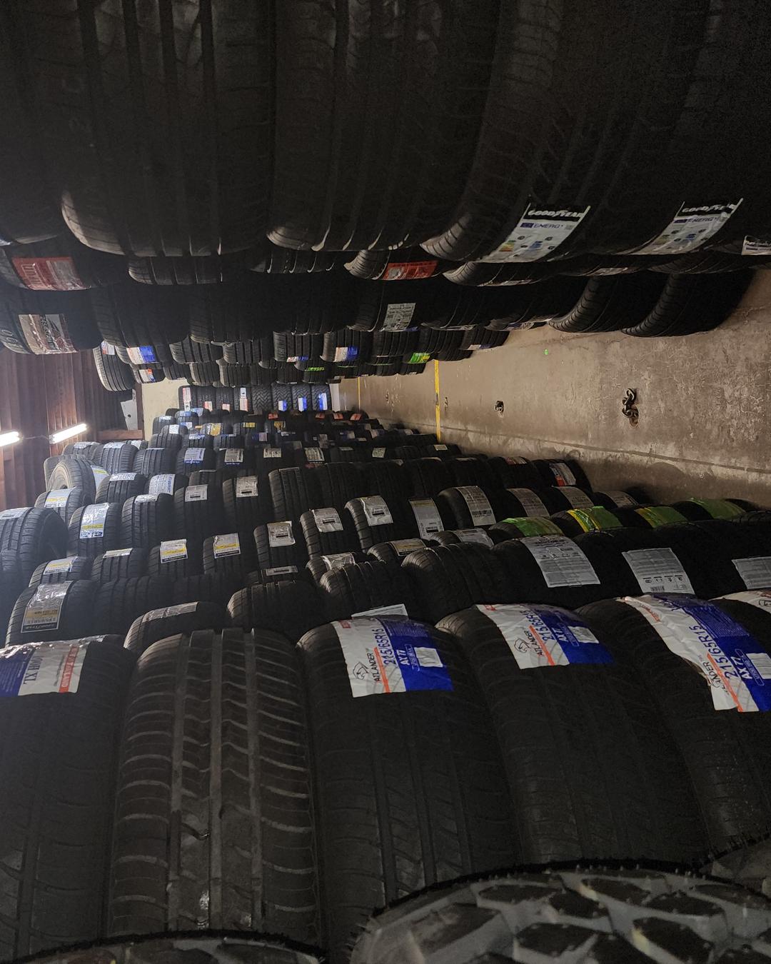 AI shop finder at Sergio Tires